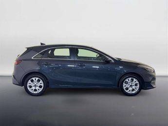 Kia Ceed 1.6 CRDi MHEV 2 Hatchback 5dr Diesel Hybrid Manual Euro 6 (s/s) 