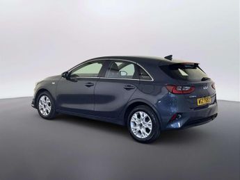 Kia Ceed 1.6 CRDi MHEV 2 Hatchback 5dr Diesel Hybrid Manual Euro 6 (s/s) 