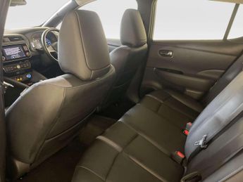 Nissan Leaf 40kWh Tekna Hatchback 5dr Electric Auto (150 ps)