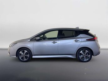 Nissan Leaf 40kWh Tekna Hatchback 5dr Electric Auto (150 ps)