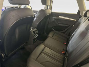 Audi Q5 2.0 TDI 40 Sport SUV 5dr Diesel S Tronic quattro Euro 6 (s/s) (2