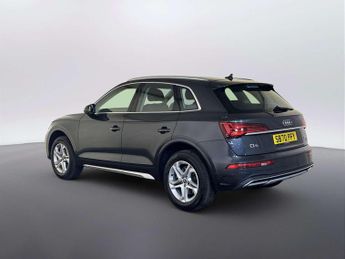 Audi Q5 2.0 TDI 40 Sport SUV 5dr Diesel S Tronic quattro Euro 6 (s/s) (2