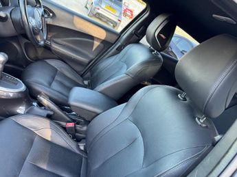 Nissan Juke 1.6 Tekna XTRON Euro 6 5dr