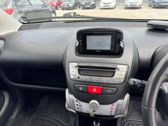 Toyota AYGO 1.0 VVT-i Move MultiMode Euro 5 5dr