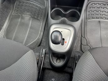 Toyota AYGO 1.0 VVT-i Move MultiMode Euro 5 5dr