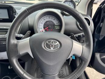 Toyota AYGO 1.0 VVT-i Move MultiMode Euro 5 5dr