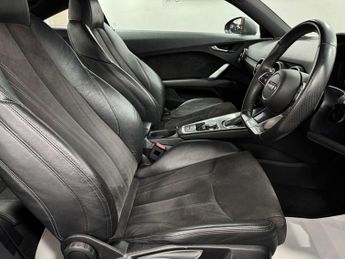 Audi TT 1.8 TFSI S line S Tronic Euro 6 (s/s) 3dr