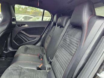 Mercedes-Benz GLA 1.6 GLA200 AMG Line (Premium) 7G-DCT Euro 6 (s/s) 5dr