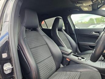 Mercedes-Benz GLA 1.6 GLA200 AMG Line (Premium) 7G-DCT Euro 6 (s/s) 5dr