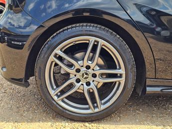Mercedes-Benz A Class 2.1 A200d AMG Line 7G-DCT Euro 6 (s/s) 5dr