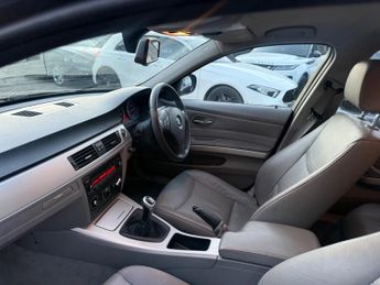 BMW 3 Series 2.0 318i ES Touring Euro 5 (s/s) 5dr