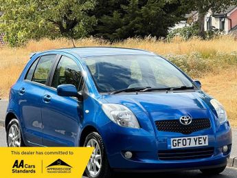 Toyota Yaris 1.3 VVT-i SR 5dr
