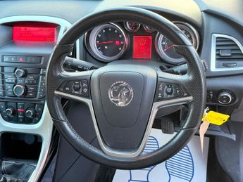 Vauxhall Astra 1.6 16v SRi Euro 5 5dr