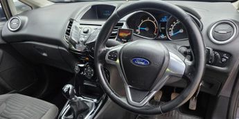 Ford Fiesta 1.5 TDCi Zetec Euro 5 5dr