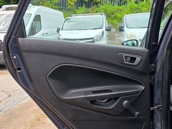 Ford Fiesta 1.5 TDCi Zetec Euro 5 5dr