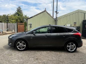 Ford Focus 1.0T EcoBoost Titanium Euro 6 (s/s) 5dr