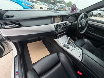 BMW 5 Series 3.0 535d M Sport Touring Auto Euro 6 (s/s) 5dr