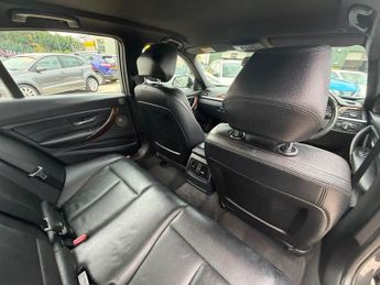 BMW 3 Series 3.0 330d M Sport Auto xDrive Euro 5 (s/s) 4dr