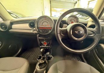 MINI Hatch 1.6 Cooper Auto Euro 5 3dr