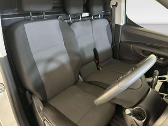 Vauxhall Combo 1.5 Turbo D 2300 Pro Panel Van 6dr Diesel Manual L2 H1 Euro 6 (s