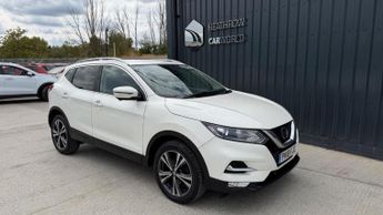 Nissan Qashqai 1.2 DIG-T N-Connecta Euro 6 (s/s) 5dr