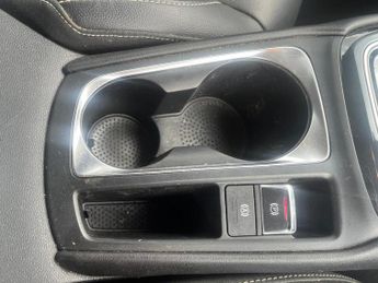 MG MG5 61.1kWh Exclusive Long Range Auto 5dr