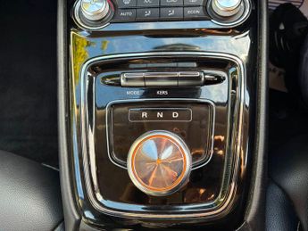 MG MG5 61.1kWh Exclusive Long Range Auto 5dr