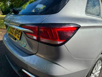 MG MG5 61.1kWh Exclusive Long Range Auto 5dr