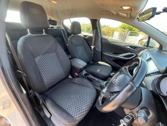 Vauxhall Astra 1.0i Turbo ecoTEC Tech Line Nav Euro 6 (s/s) 5dr
