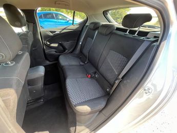 Vauxhall Astra 1.0i Turbo ecoTEC Tech Line Nav Euro 6 (s/s) 5dr