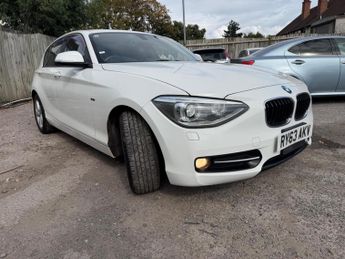 BMW 1 Series 1.6 116i SE Hatchback 5dr Petrol Auto Euro 5 (s/s) (136 ps)