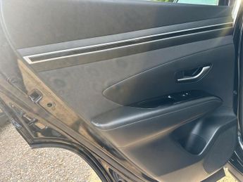 Hyundai TUCSON 1.6 T-GDi MHEV SE Connect DCT Euro 6 (s/s) 5dr