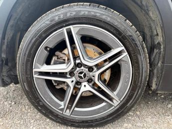 Mercedes-Benz GLB 1.3 GLB200h MHEV AMG Line (Executive) 7G-DCT Euro 6 (s/s) 5dr