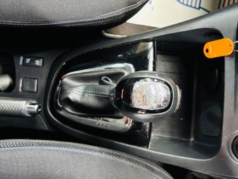 Renault Captur 1.2 TCe ENERGY Dynamique Nav Auto Euro 6 (s/s) 5dr