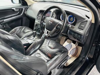 Volvo XC60 2.4 D5 R-Design Geartronic AWD Euro 5 5dr