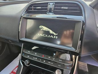 Jaguar XE 2.0i GPF R-Sport Auto Euro 6 (s/s) 4dr