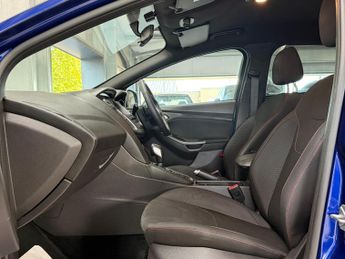 Ford Focus 1.0T EcoBoost ST-Line Auto Euro 6 (s/s) 5dr