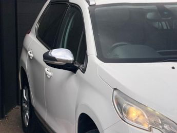 Peugeot 2008 1.2 VTi Allure Euro 5 5dr