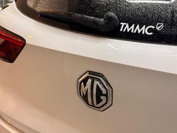 MG MG ZS 44.5kWh Exclusive Auto 5dr