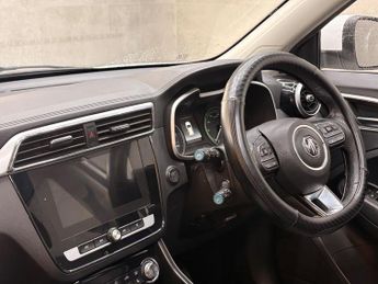 MG MG ZS 44.5kWh Exclusive Auto 5dr