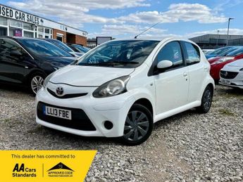 Toyota AYGO 1.0 VVT-i Ice Euro 5 5dr