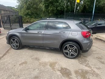 Mercedes-Benz GLA 2.1 GLA220 CDI AMG Line 7G-DCT 4MATIC Euro 6 (s/s) 5dr