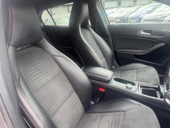 Mercedes-Benz GLA 2.1 GLA220 CDI AMG Line 7G-DCT 4MATIC Euro 6 (s/s) 5dr