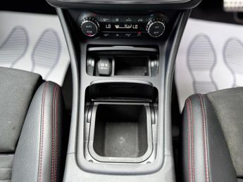 Mercedes-Benz CLA 2.1 CLA220d AMG Sport Shooting Brake 7G-DCT Euro 6 (s/s) 5dr