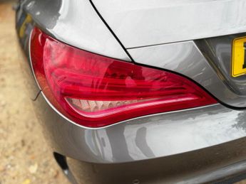 Mercedes-Benz CLA 2.1 CLA220d AMG Sport Shooting Brake 7G-DCT Euro 6 (s/s) 5dr