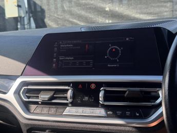 BMW 3 Series 2.0 320d MHT Sport Touring Auto Euro 6 (s/s) 5dr