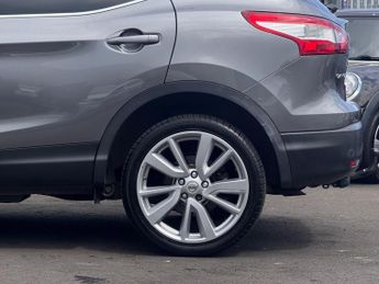 Nissan Qashqai 1.6 dCi Tekna XTRON 2WD Euro 6 (s/s) 5dr
