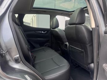 Nissan Qashqai 1.6 dCi Tekna XTRON 2WD Euro 6 (s/s) 5dr