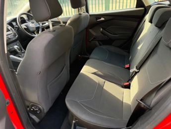 Ford Focus 1.0T EcoBoost Zetec Auto Euro 6 (s/s) 5dr
