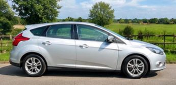 Ford Focus 1.6 Zetec Powershift Euro 5 5dr